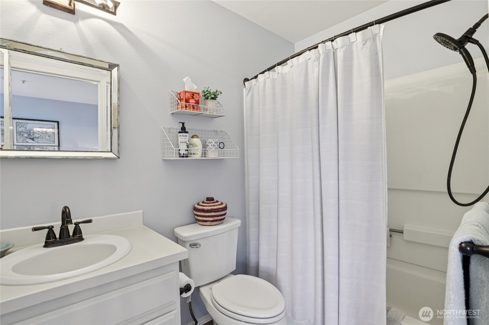 2764 E McLoughlin Boulevard , Vancouver, WA 98661