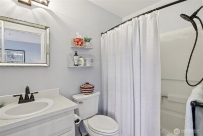 2764 E McLoughlin Boulevard , Vancouver, WA 98661 - Photo 36