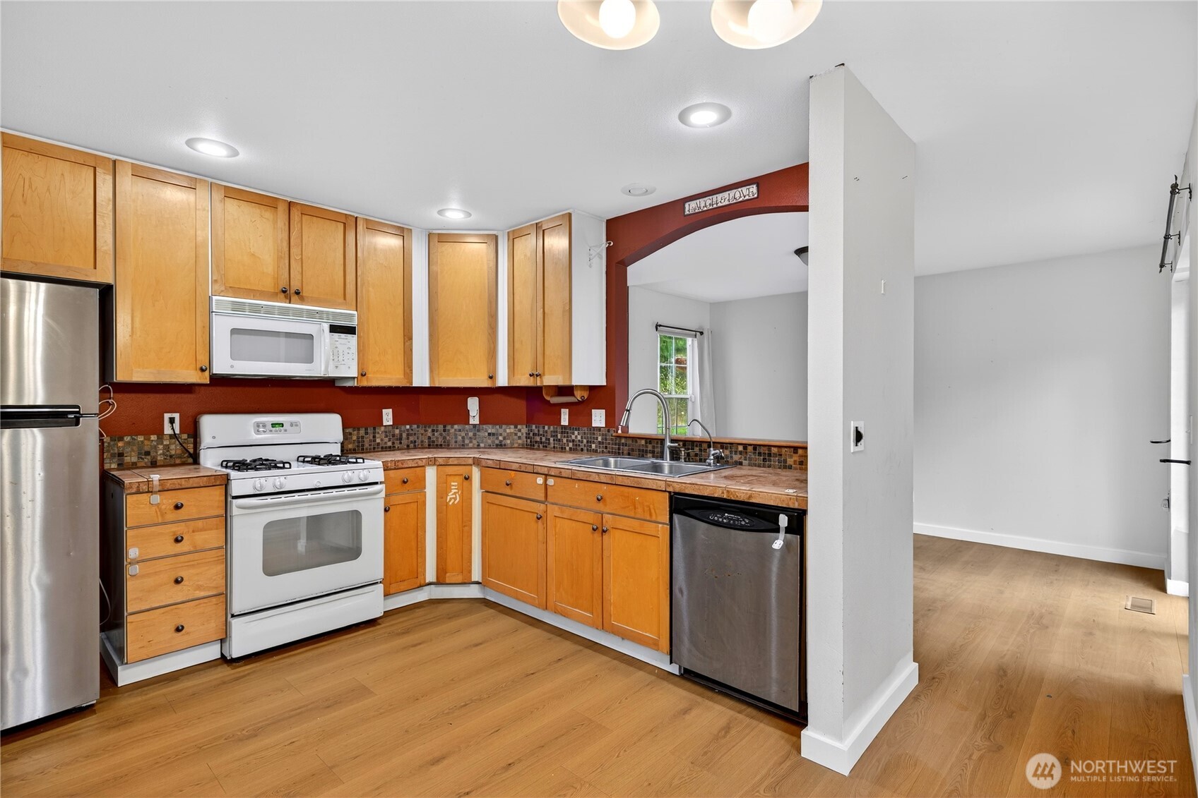 6013 98th Street NW, Marysville, WA 98271-6359