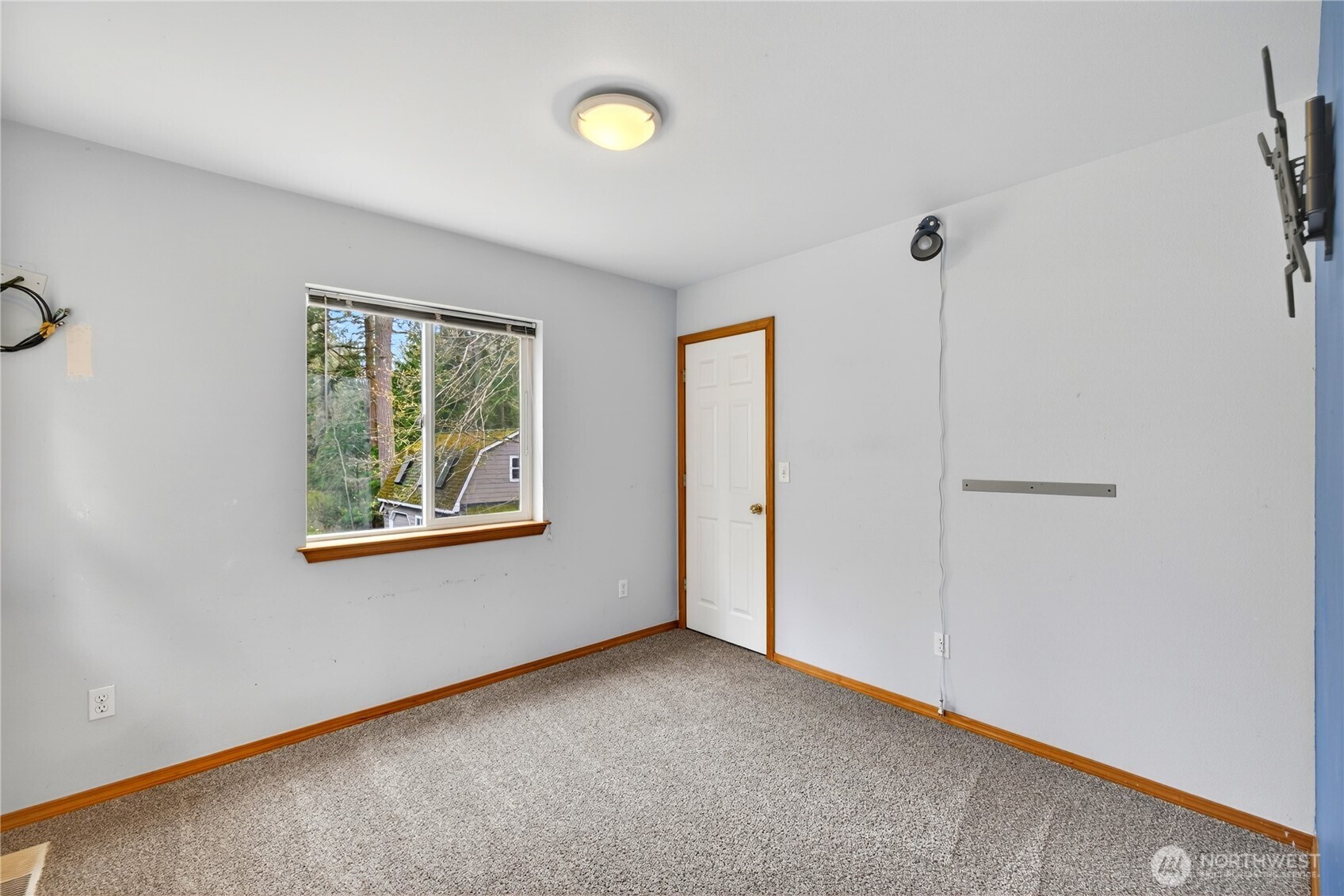 6013 98th Street NW, Marysville, WA 98271-6359