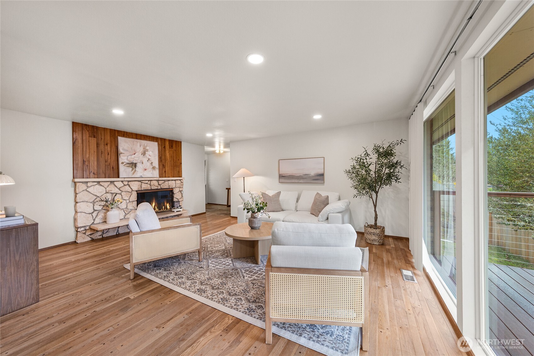 1208 172nd Avenue NE, Bellevue, WA 98008