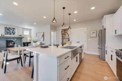 14303 SE 284th Place , Kent, WA 98042 - Photo 12