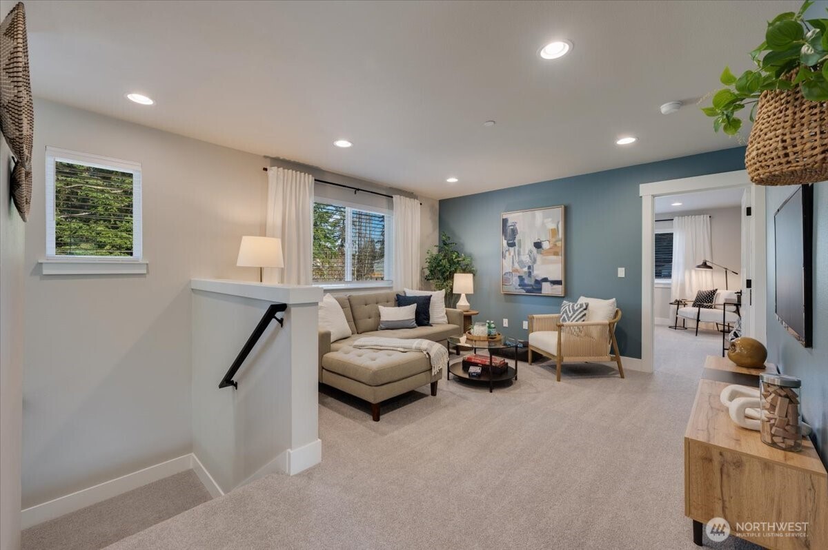 14303 SE 284th Place , Kent, WA 98042
