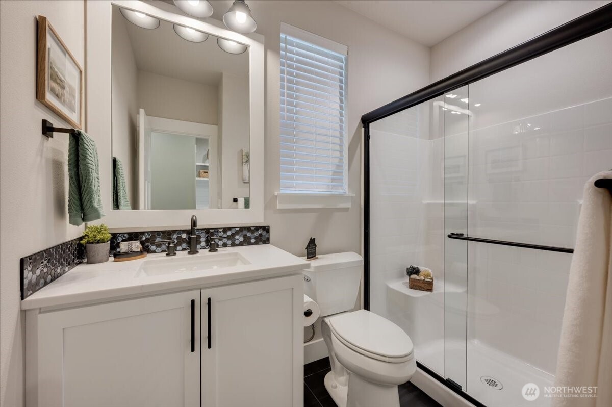 14303 SE 284th Place , Kent, WA 98042