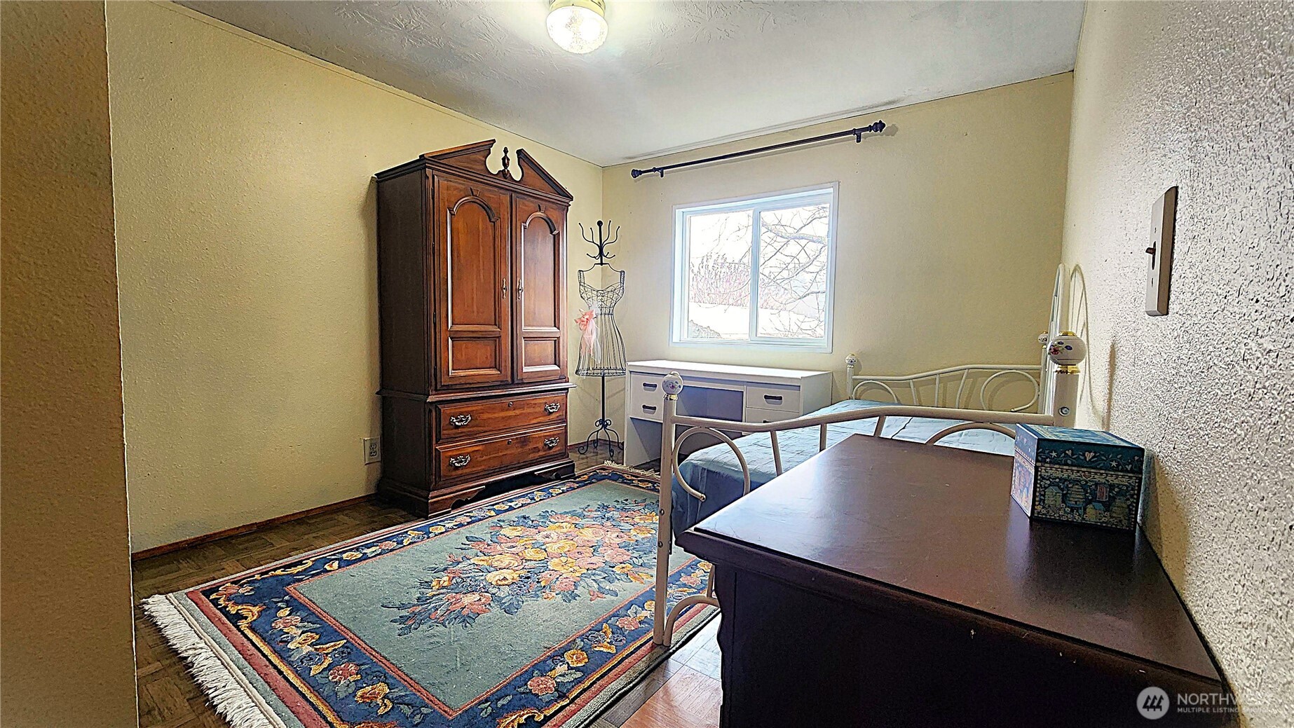 6 Rosemary Lane S, Elma, WA 98541