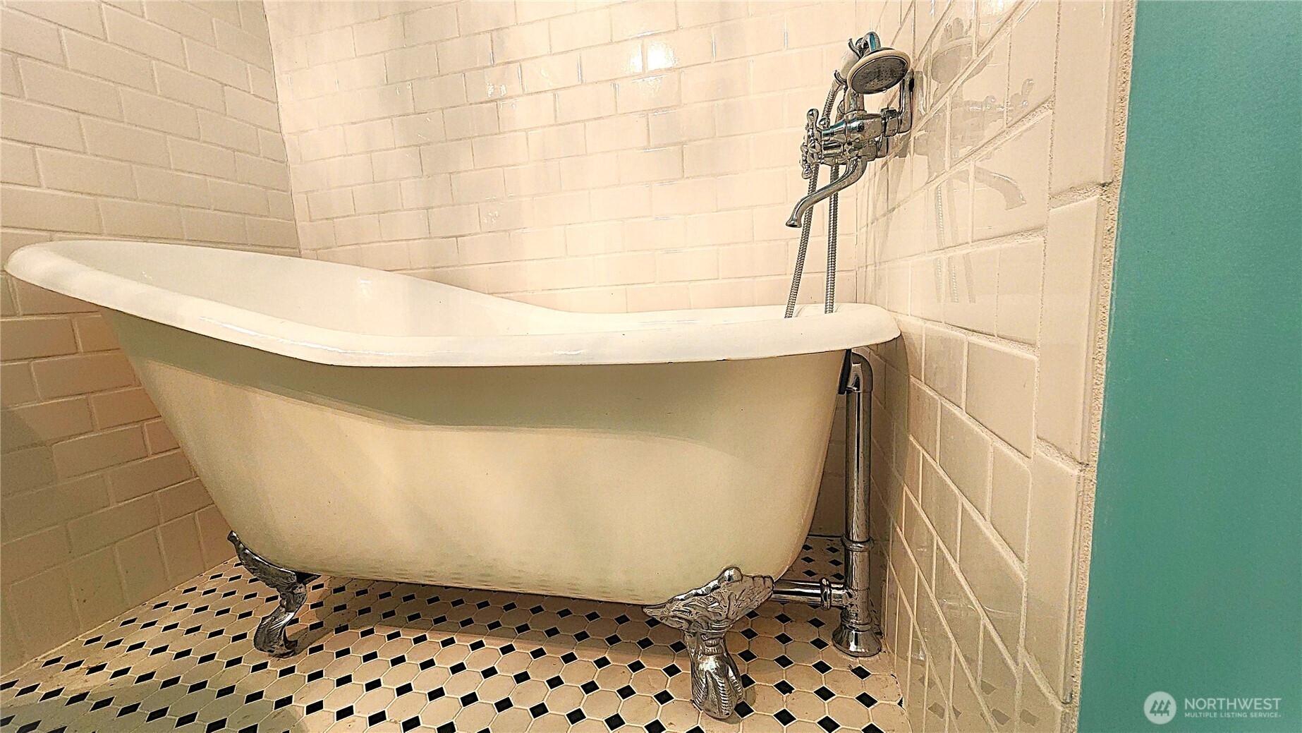 6 Rosemary Lane S, Elma, WA 98541