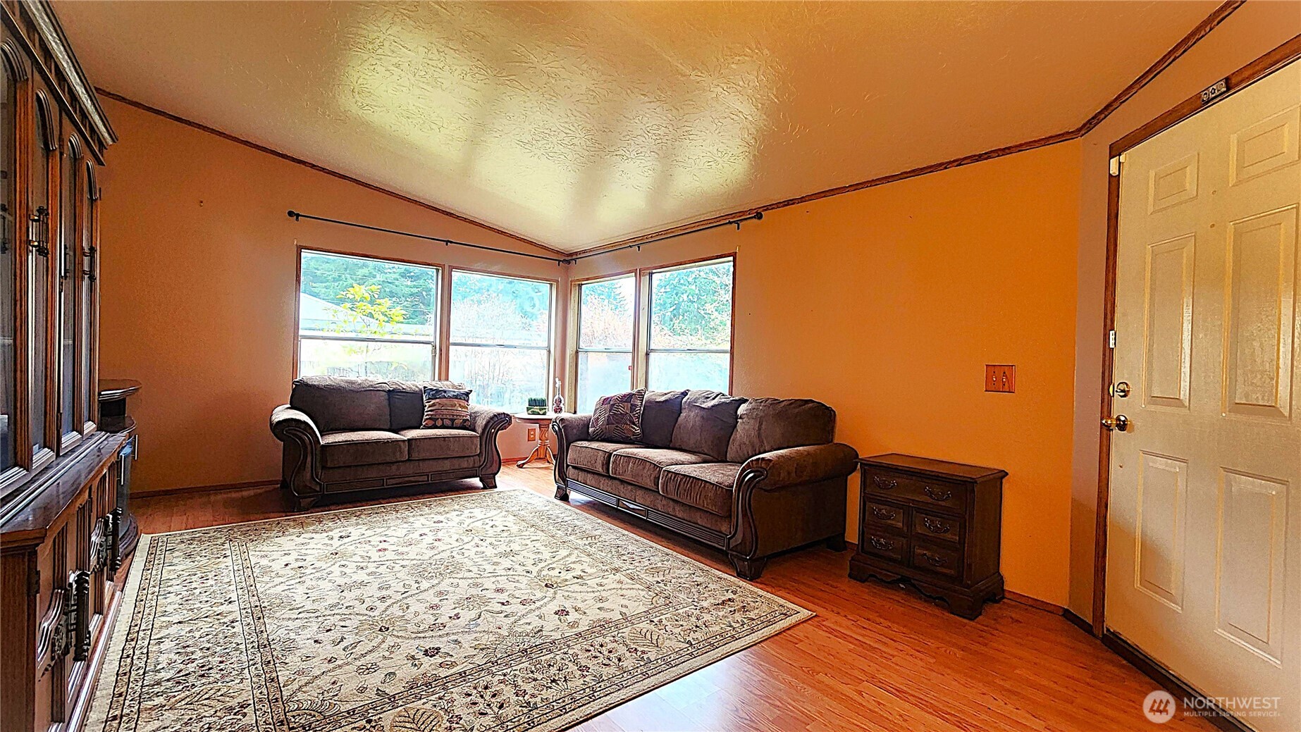 6 Rosemary Lane S, Elma, WA 98541