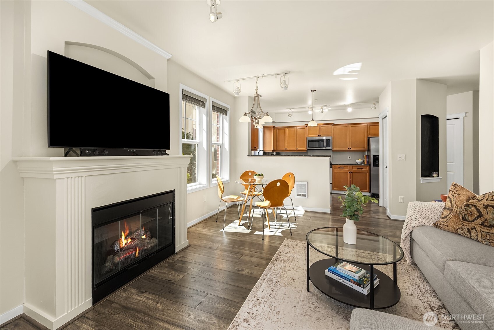 530 4th Avenue W #107, Seattle, WA 98119