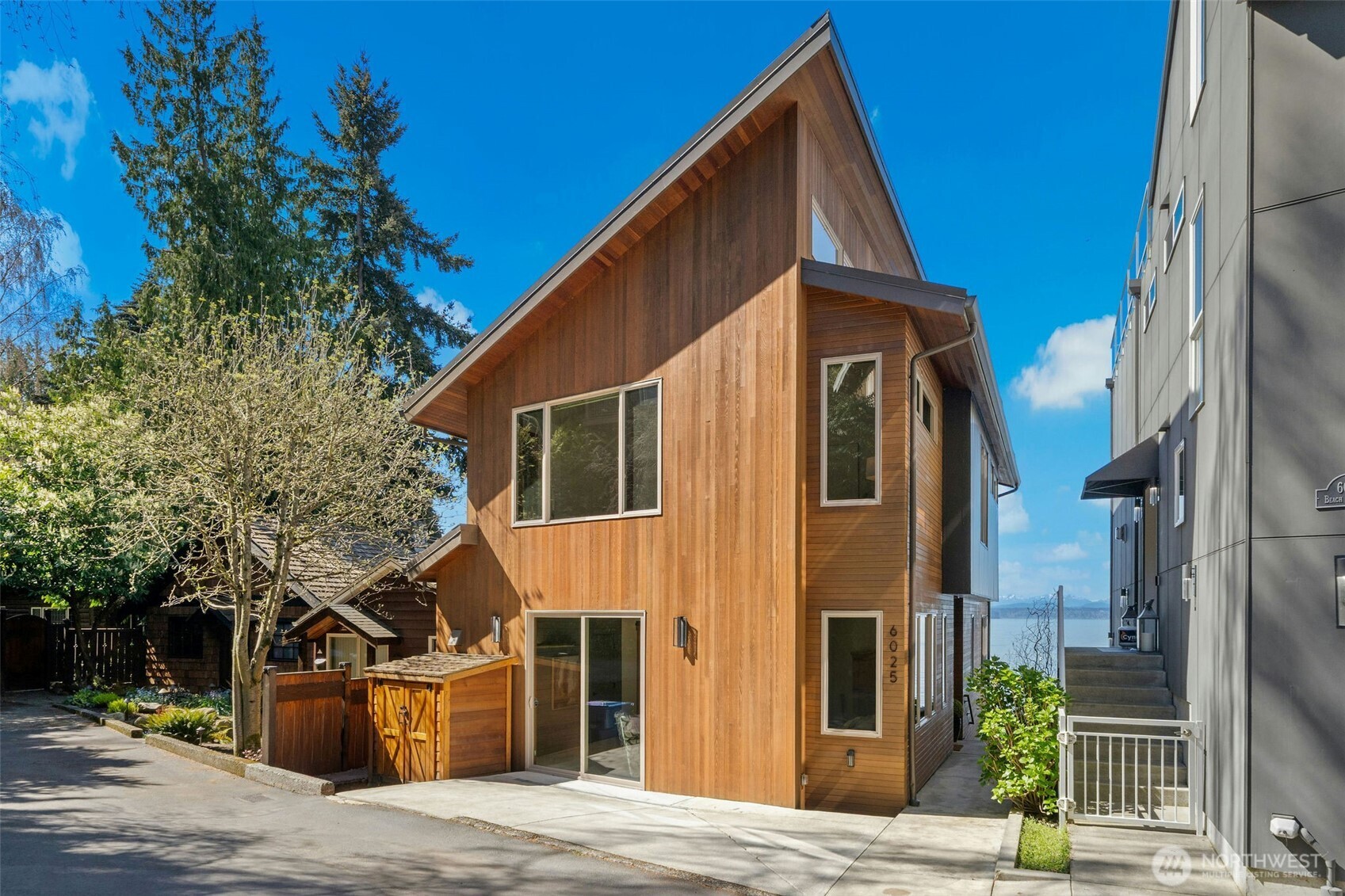 6025 Beach Drive SW, Seattle, WA 98136