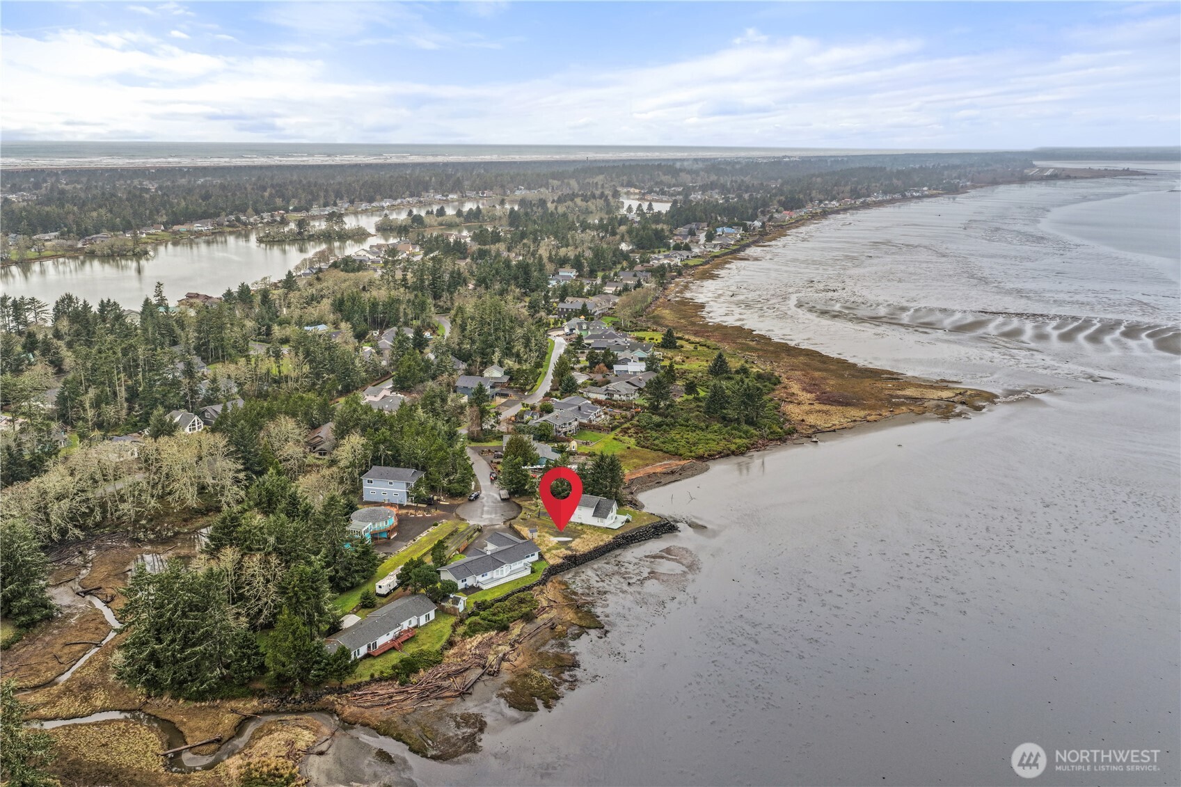 742 Penninsula Court SE, Ocean Shores, WA 98569