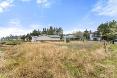 742 Penninsula Court SE, Ocean Shores, WA 98569 - Photo 18