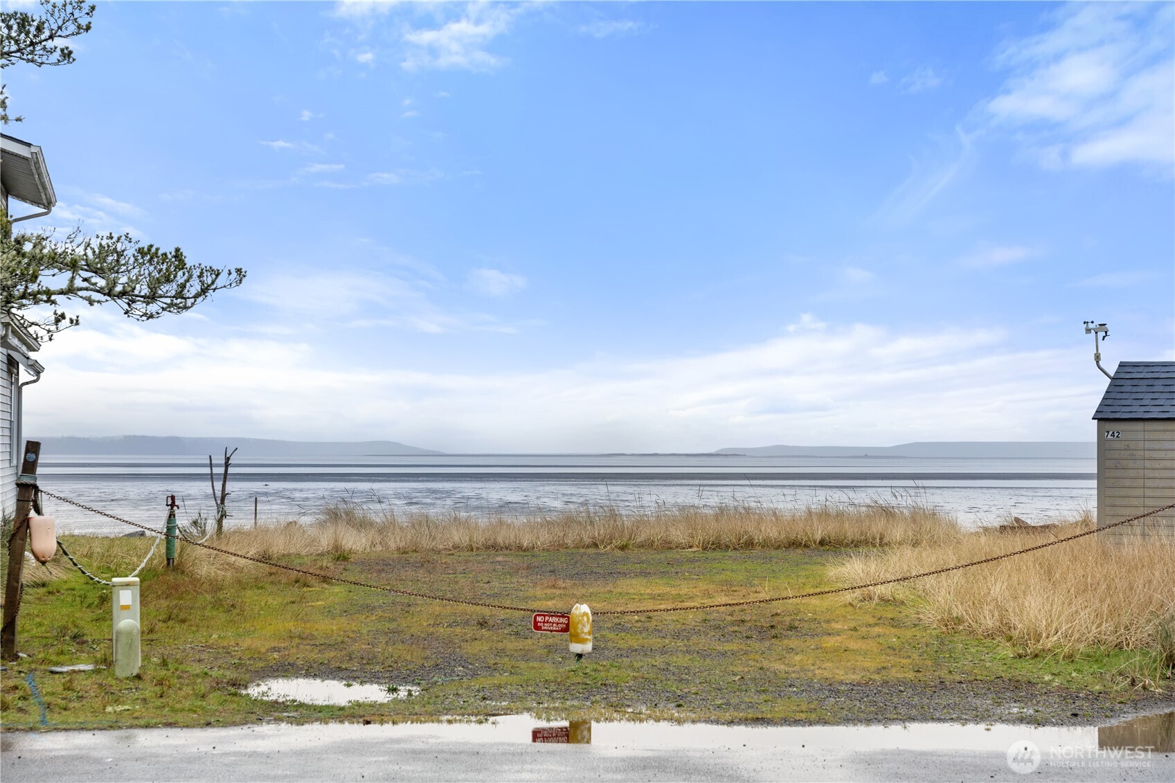 742 Penninsula Court SE, Ocean Shores, WA 98569