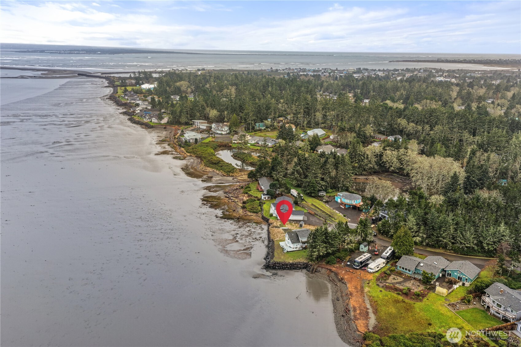 742 Penninsula Court SE, Ocean Shores, WA 98569