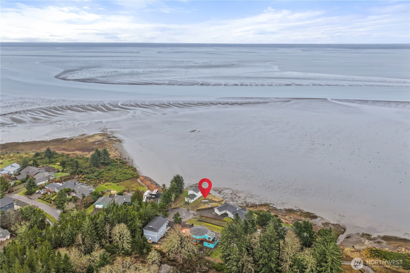742 Penninsula Court SE, Ocean Shores, WA 98569