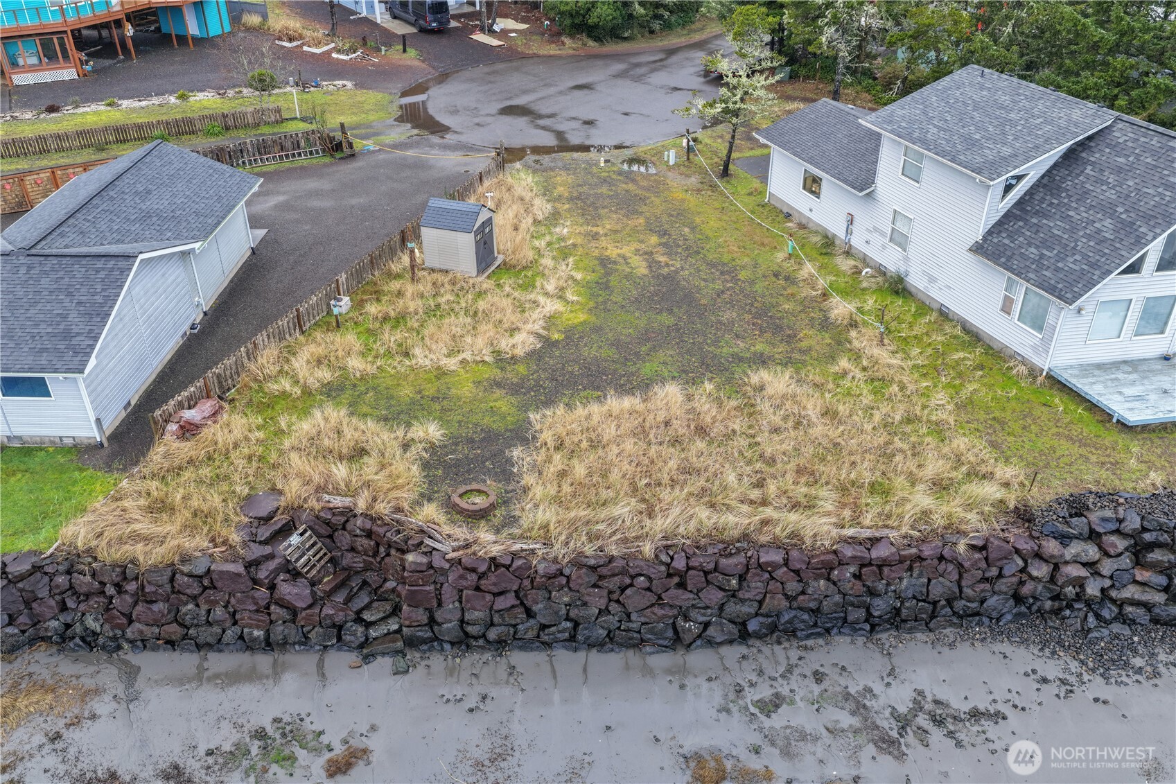 742 Penninsula Court SE, Ocean Shores, WA 98569