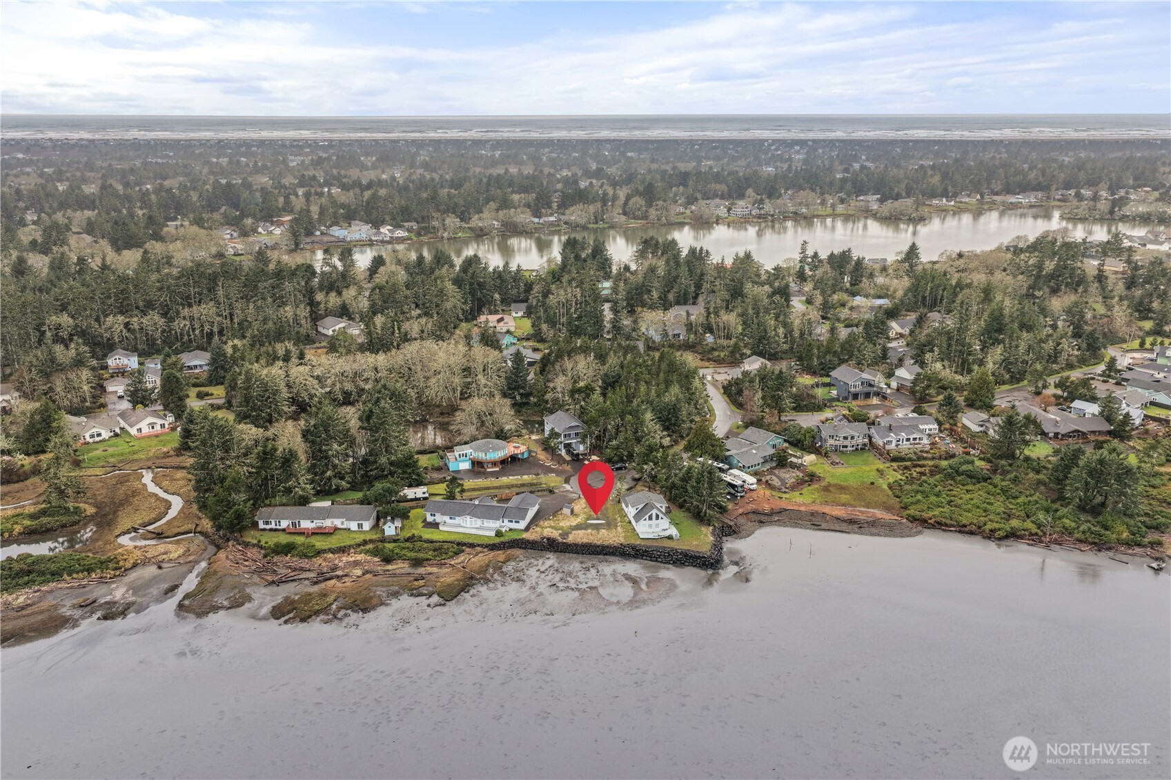 742 Penninsula Court SE, Ocean Shores, WA 98569