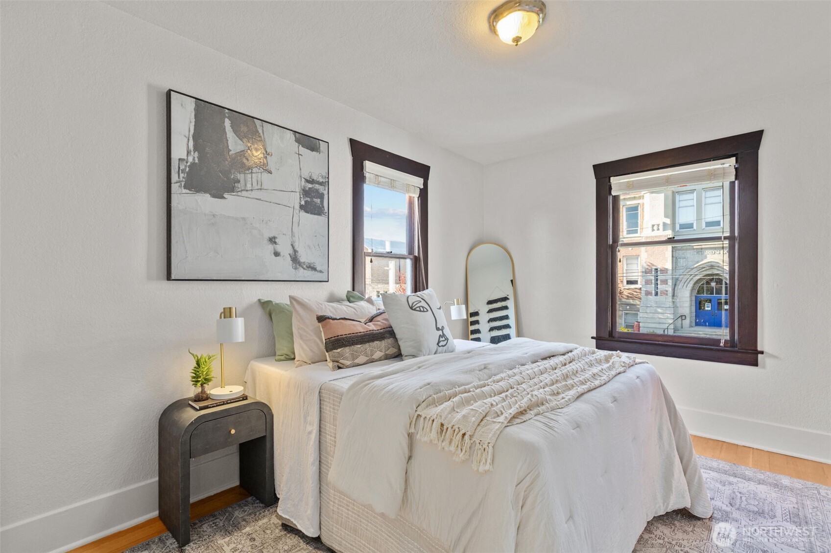 4219 S Mead Street , Seattle, WA 98118