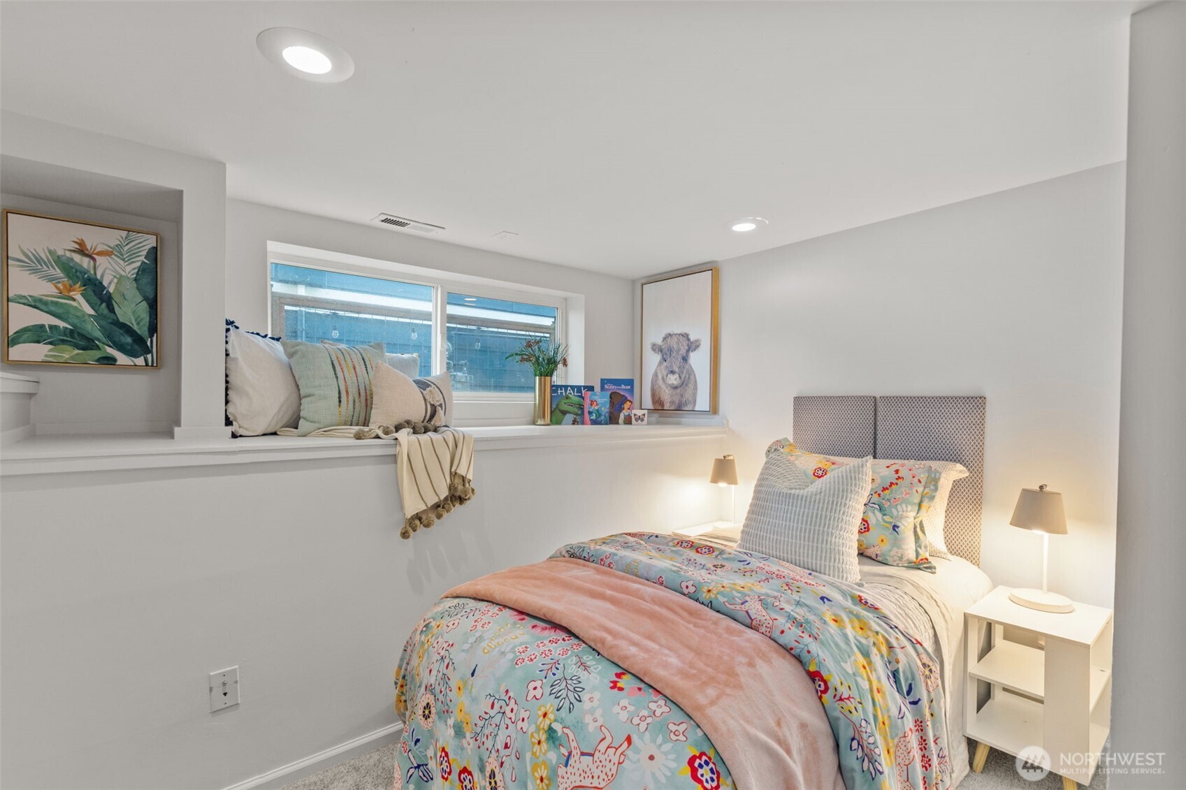 4219 S Mead Street , Seattle, WA 98118