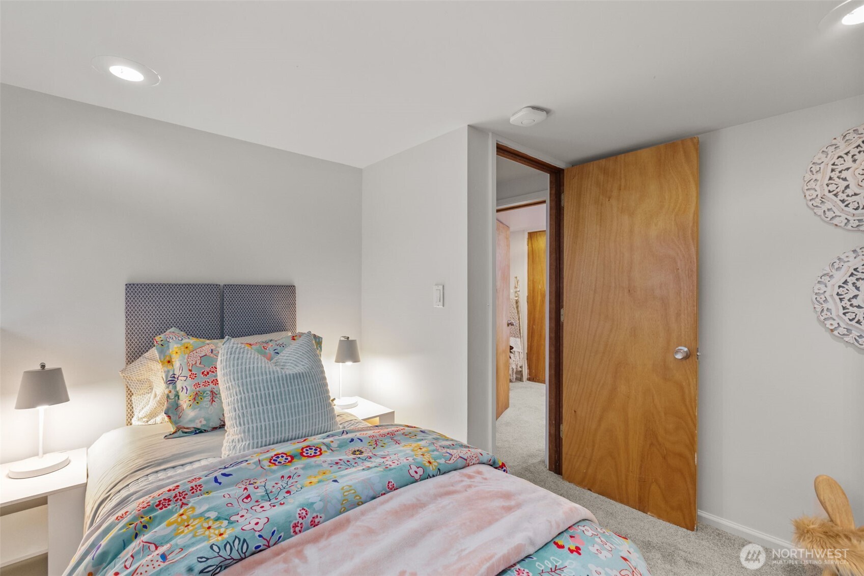 4219 S Mead Street , Seattle, WA 98118