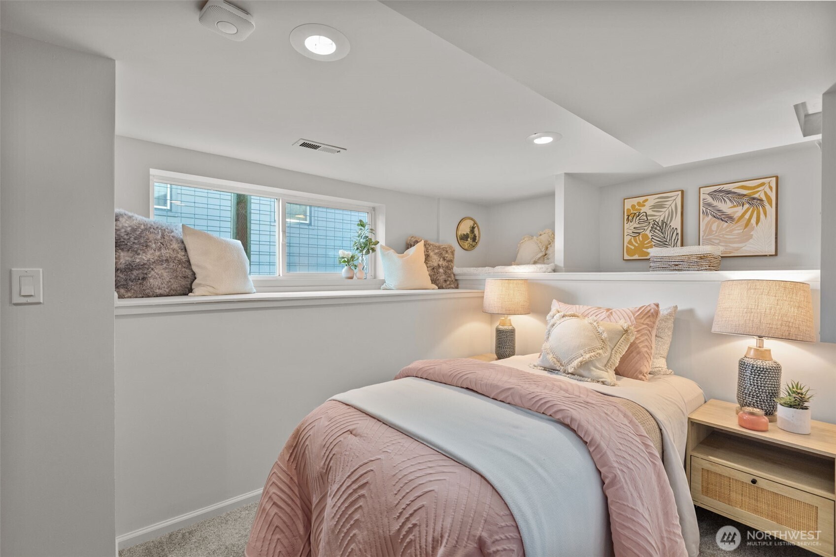 4219 S Mead Street , Seattle, WA 98118