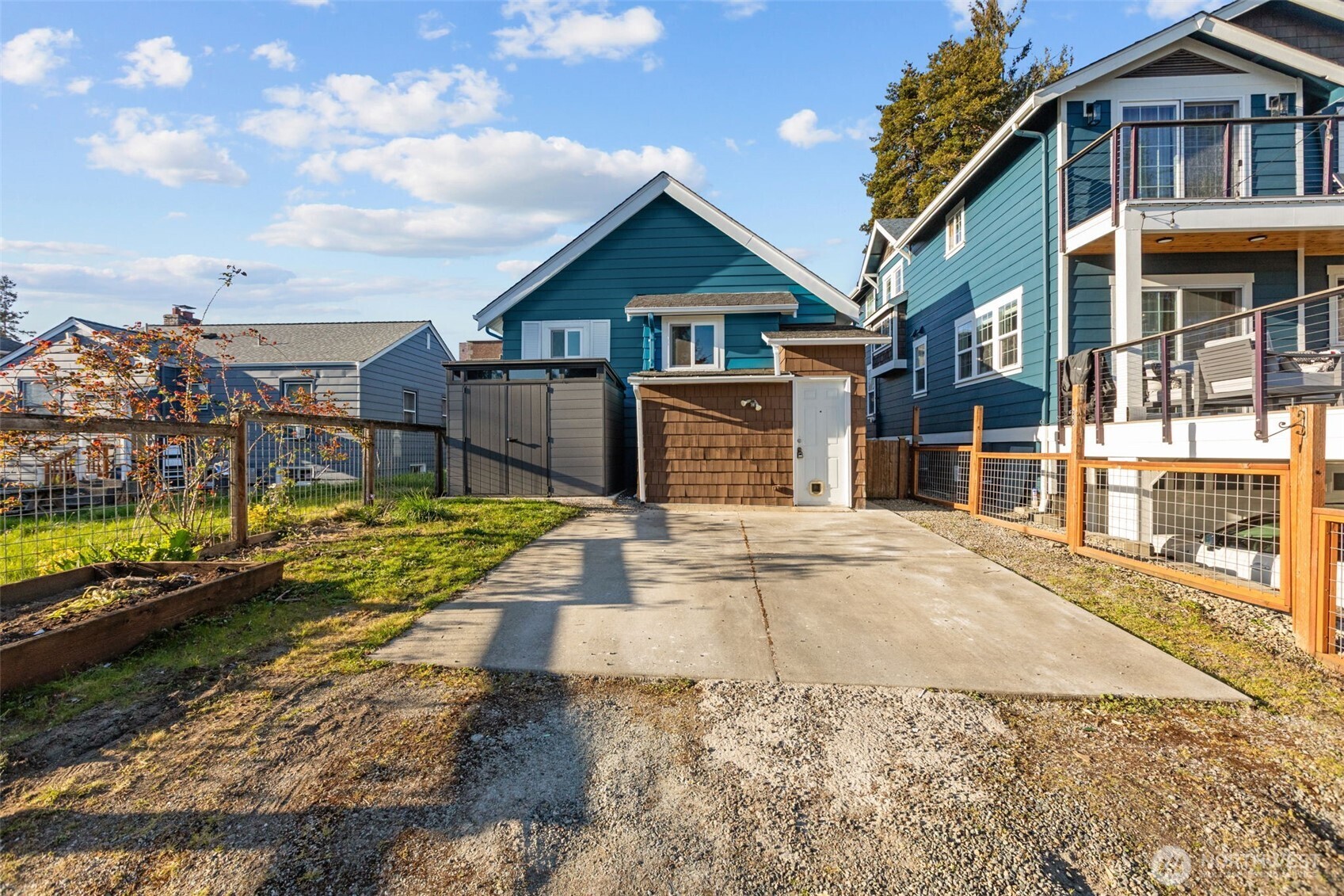 4219 S Mead Street , Seattle, WA 98118