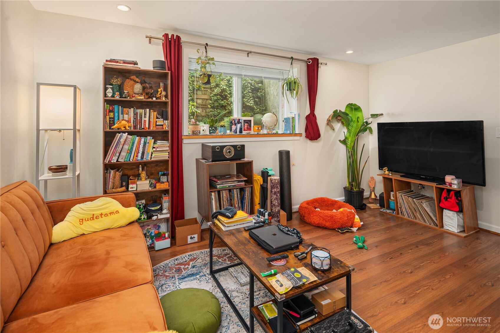 3021 21st Avenue W, Seattle, WA 98199