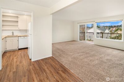 3021 21st Avenue W, Seattle, WA 98199 - Photo 3