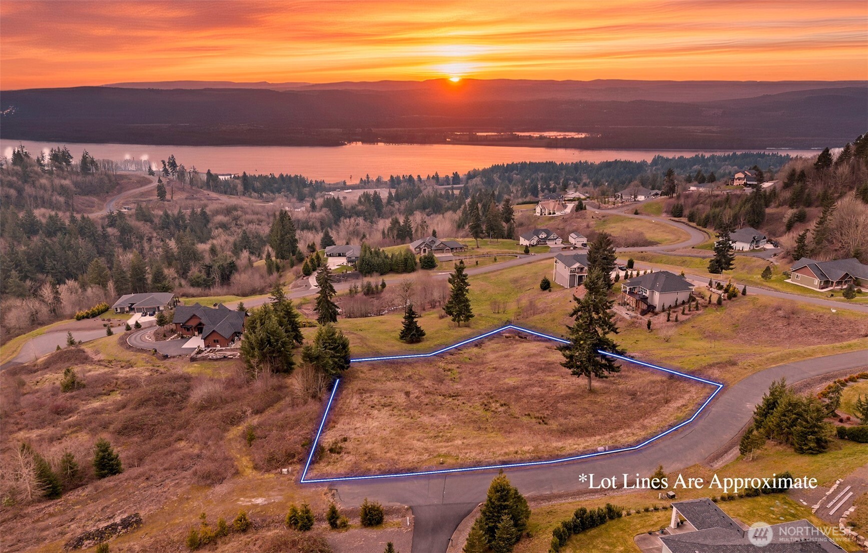 202 Windy River Road , Kalama, WA 98625