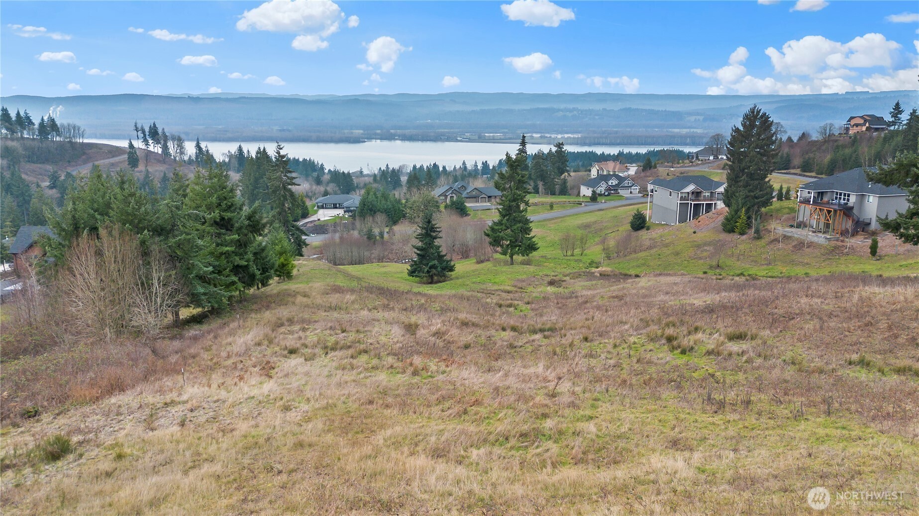 202 Windy River Road , Kalama, WA 98625