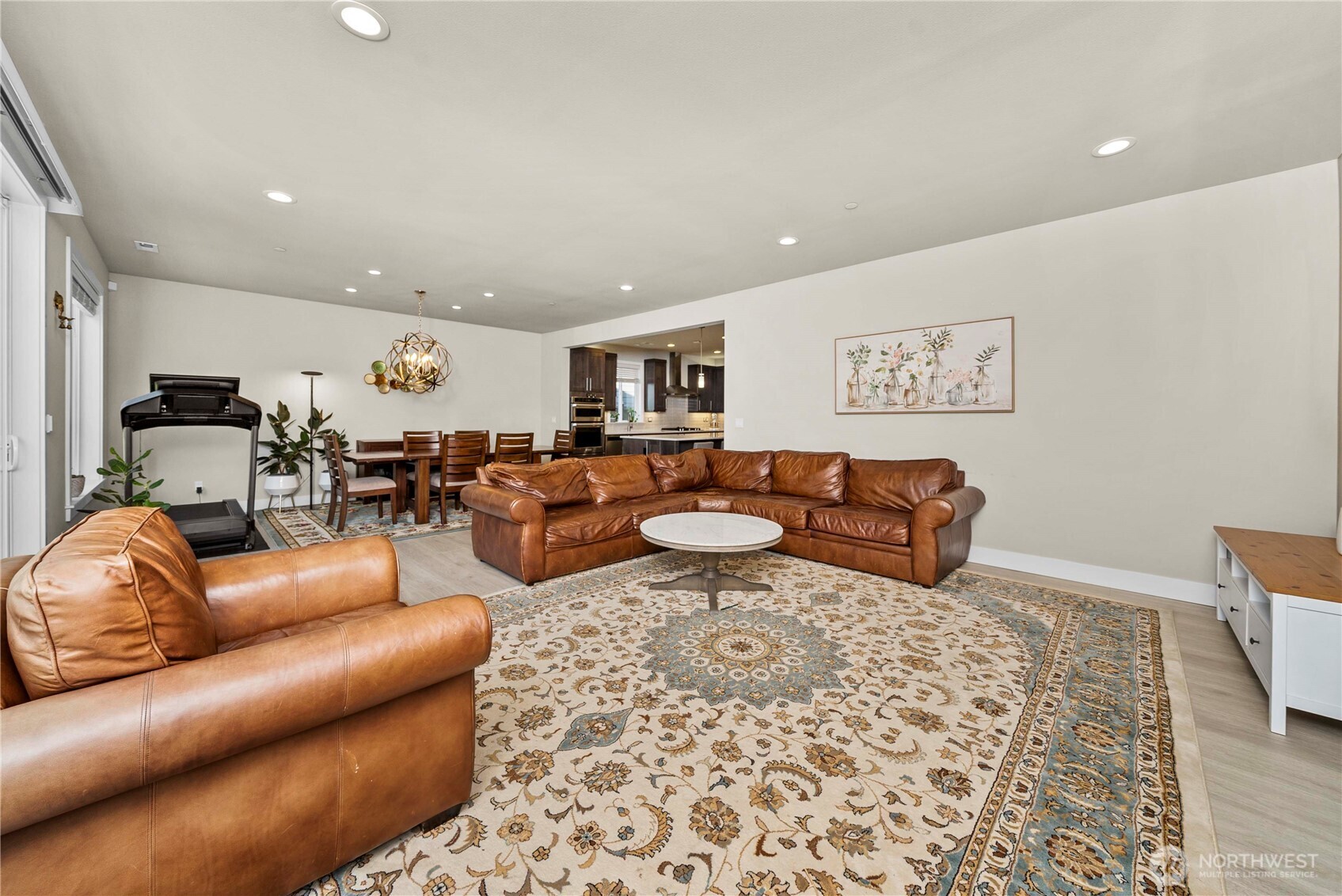 19821 75th Avenue NE, Kenmore, WA 98028