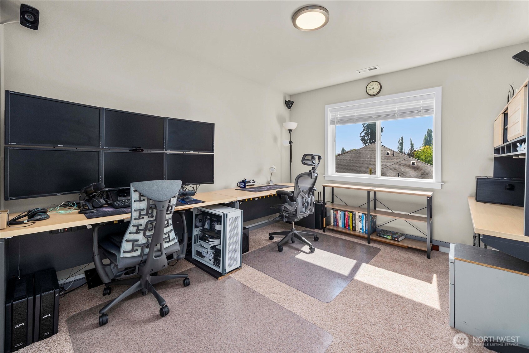 19821 75th Avenue NE, Kenmore, WA 98028