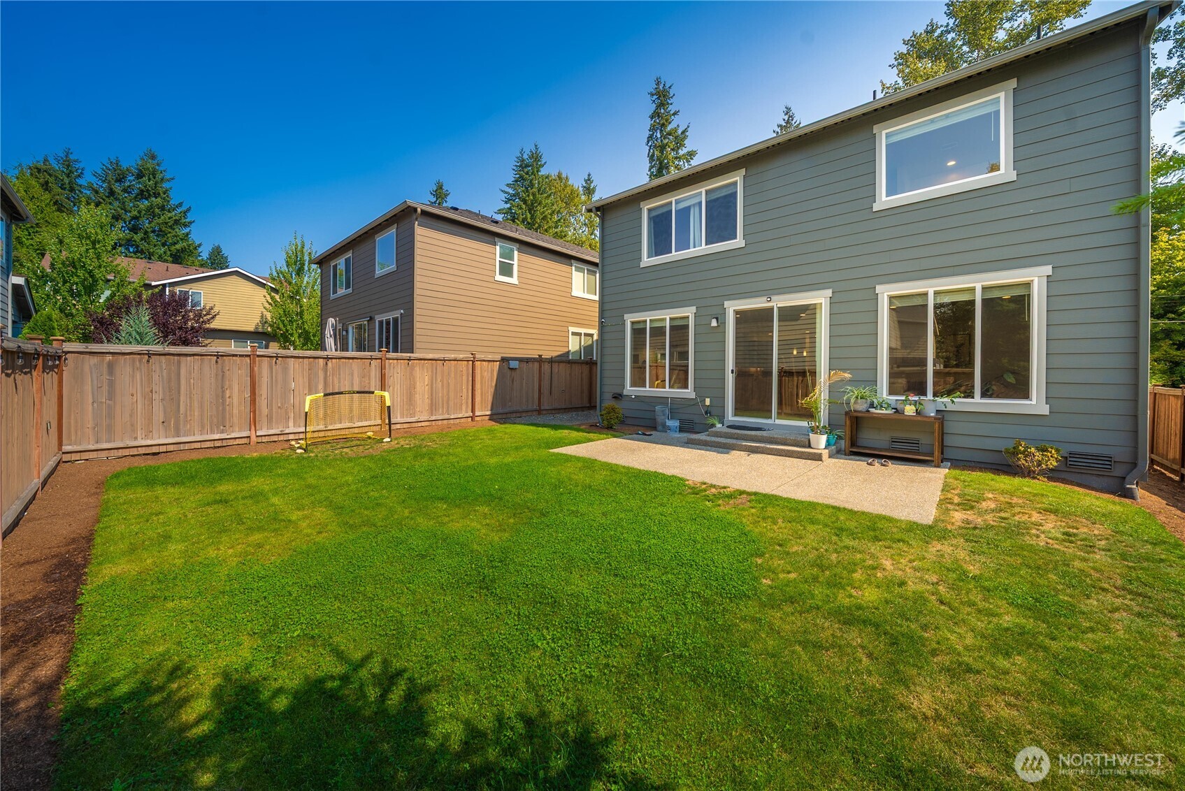 19821 75th Avenue NE, Kenmore, WA 98028