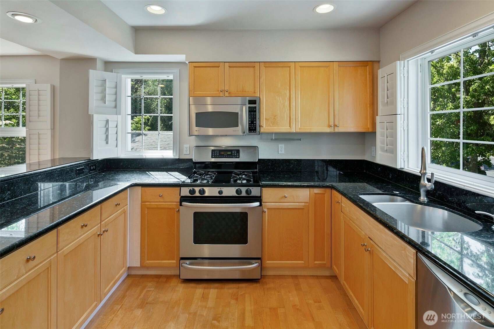 2060 132nd Avenue SE #G-612, Bellevue, WA 98005