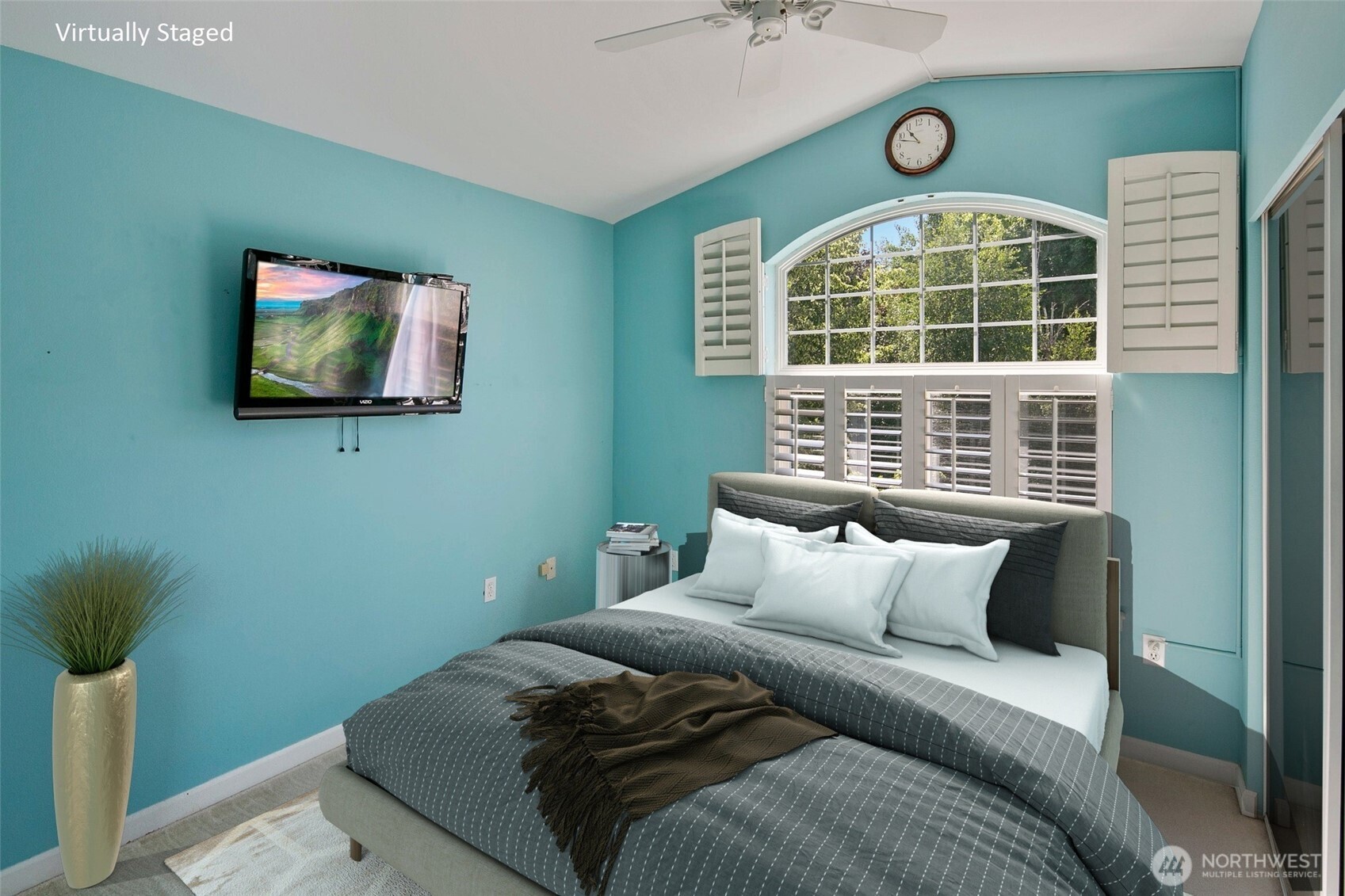 2060 132nd Avenue SE #G-612, Bellevue, WA 98005