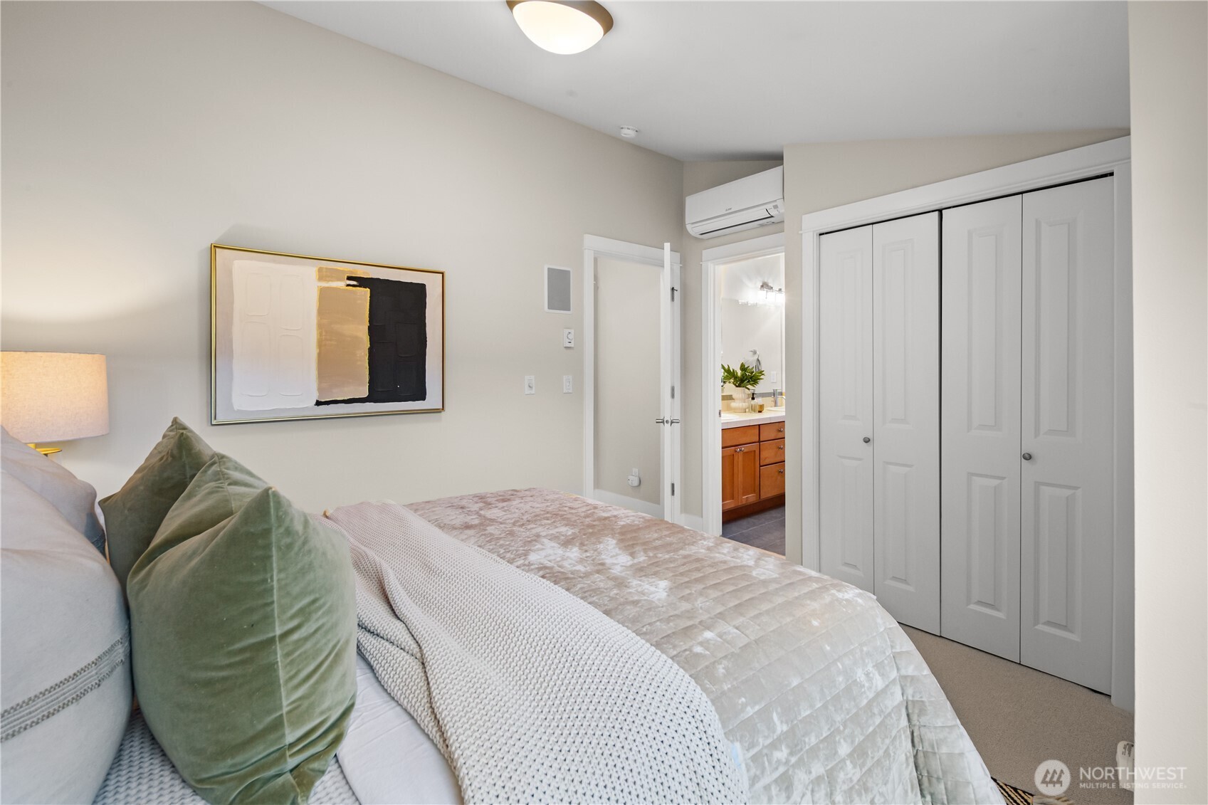 2614 NW 57th Street #B, Seattle, WA 98107