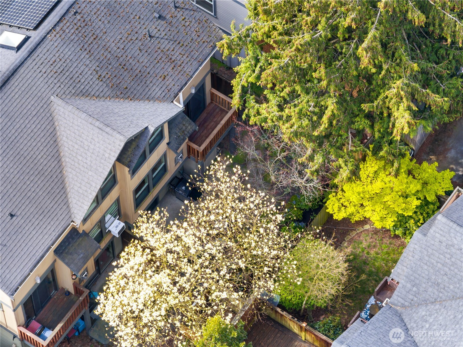 2614 NW 57th Street #B, Seattle, WA 98107