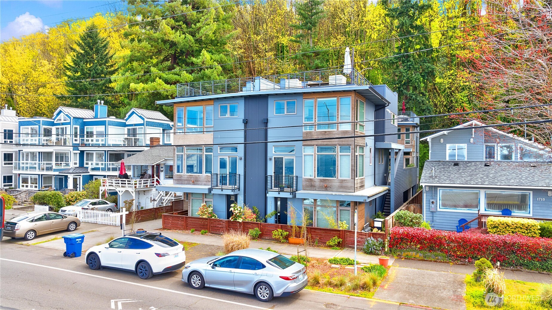 1708 Alki Avenue SW #B, Seattle, WA 98116