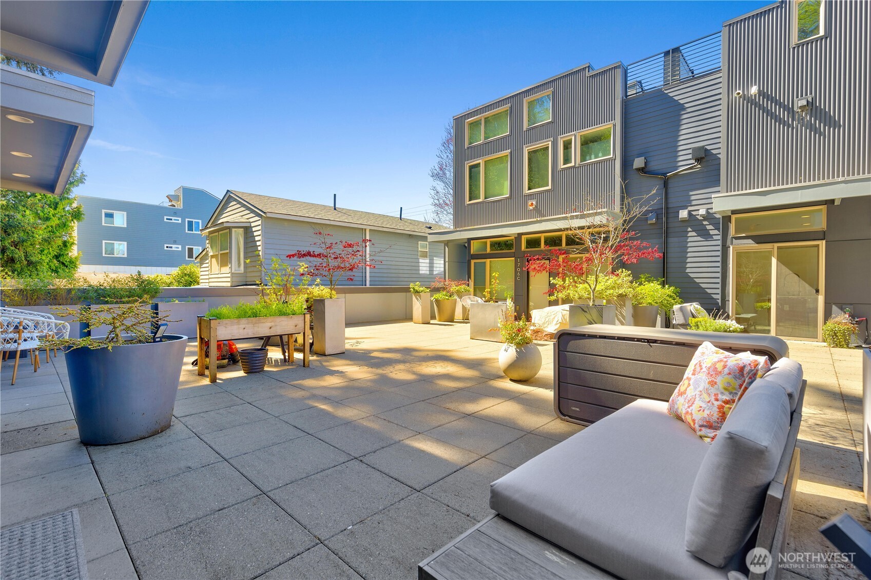 1708 Alki Avenue SW #B, Seattle, WA 98116