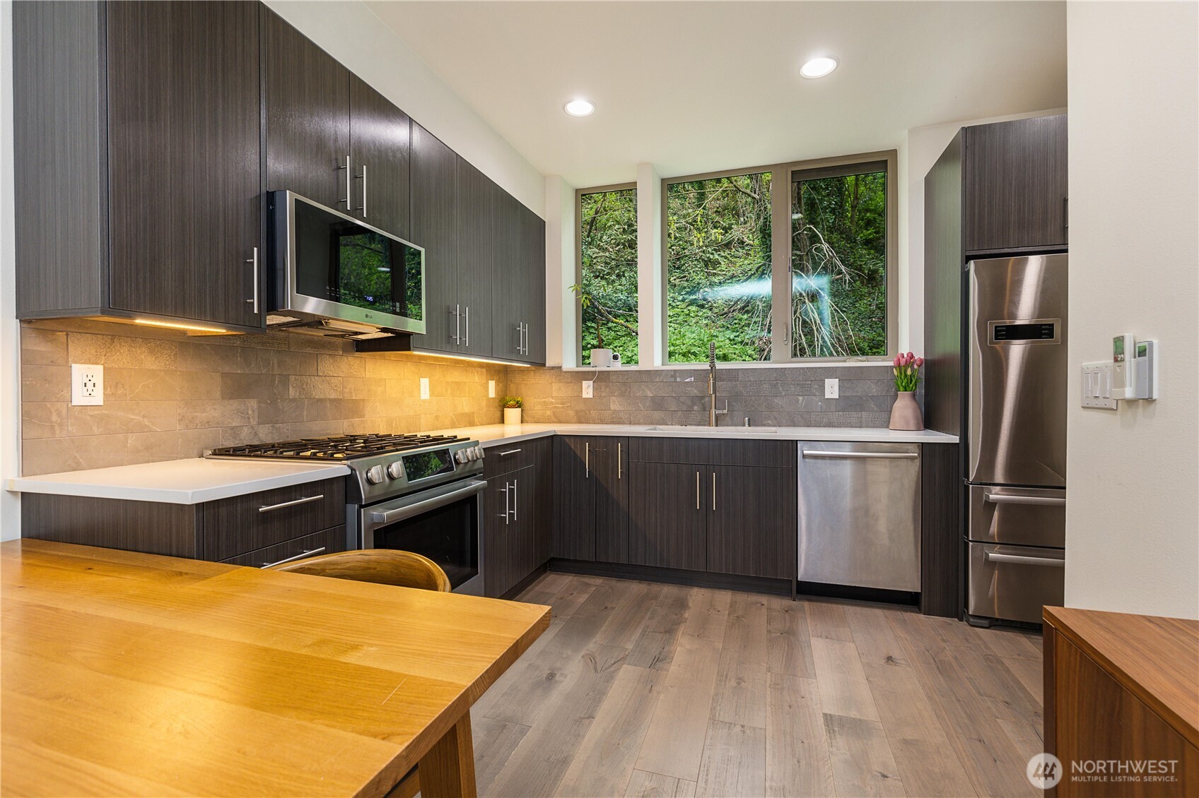 1708 Alki Avenue SW #B, Seattle, WA 98116