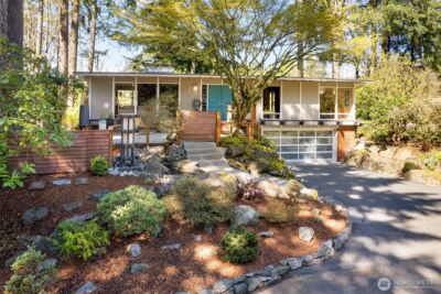 7439 NE 123rd Place , Kirkland, WA 98034