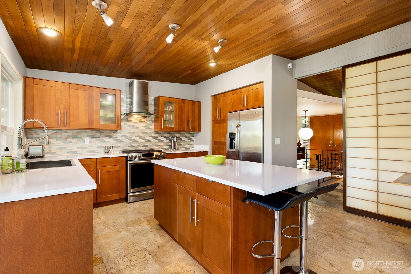 7439 NE 123rd Place , Kirkland, WA 98034