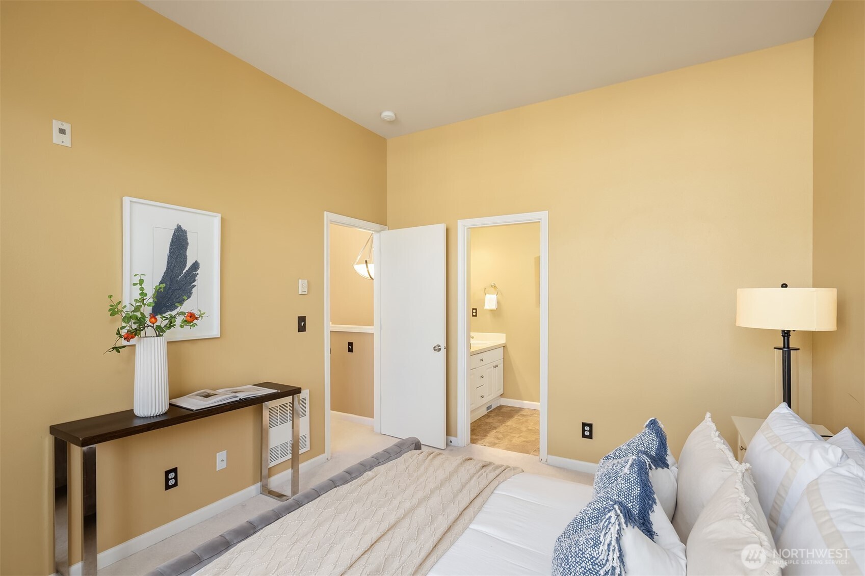 1855 Trossachs Boulevard SE #206, Sammamish, WA 98075