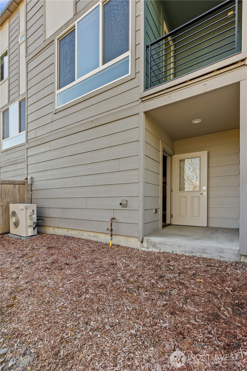 17905 35th Avenue SE #B4, Bothell, WA 98012
