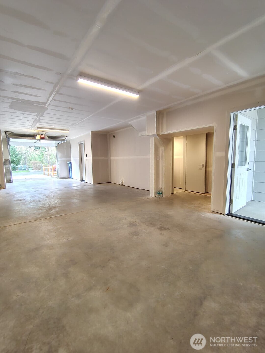 17905 35th Avenue SE #B4, Bothell, WA 98012