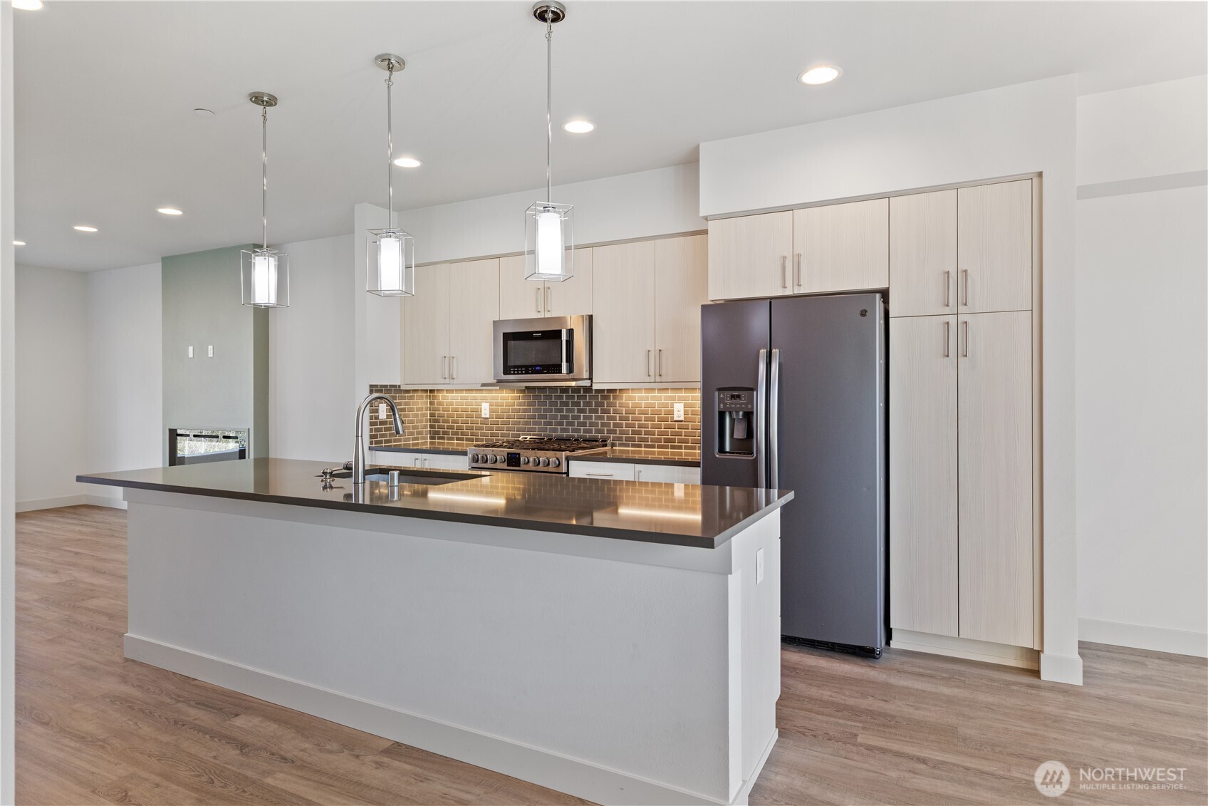 17905 35th Avenue SE #B4, Bothell, WA 98012