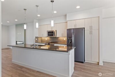 17905 35th Avenue SE #B4, Bothell, WA 98012 - Photo 6