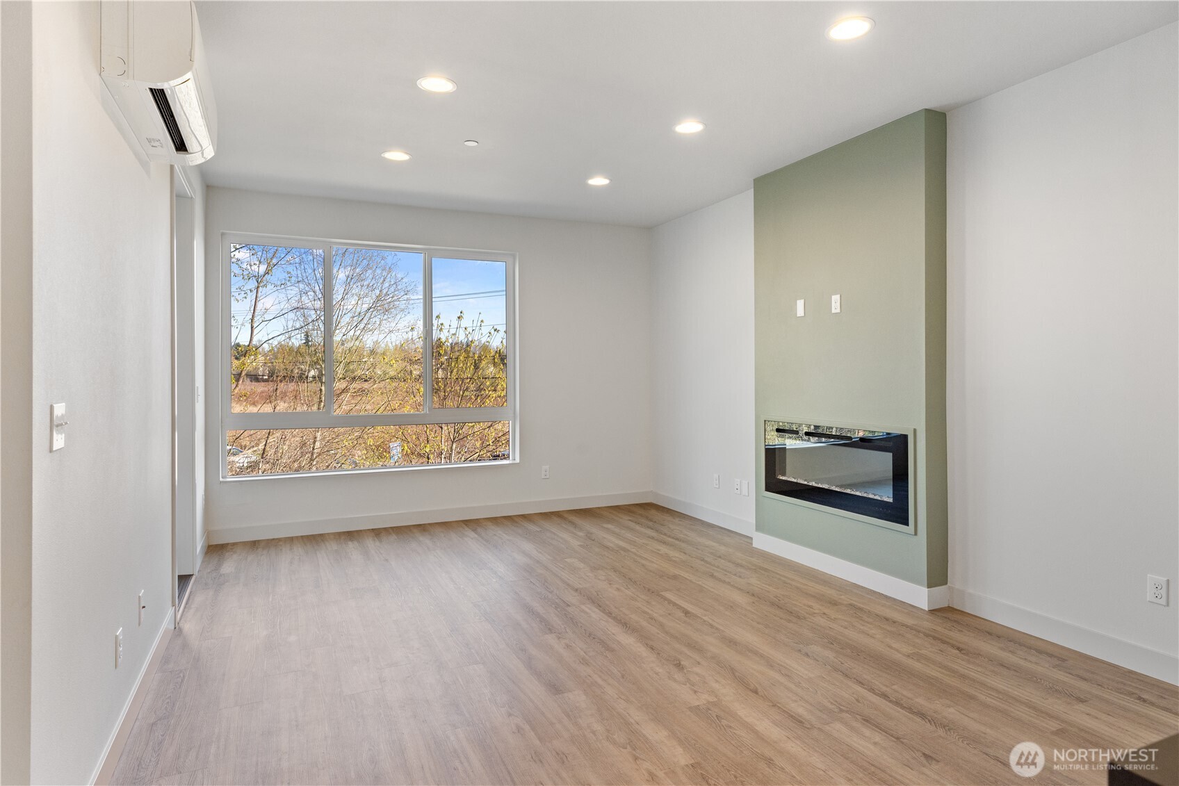 17905 35th Avenue SE #B4, Bothell, WA 98012