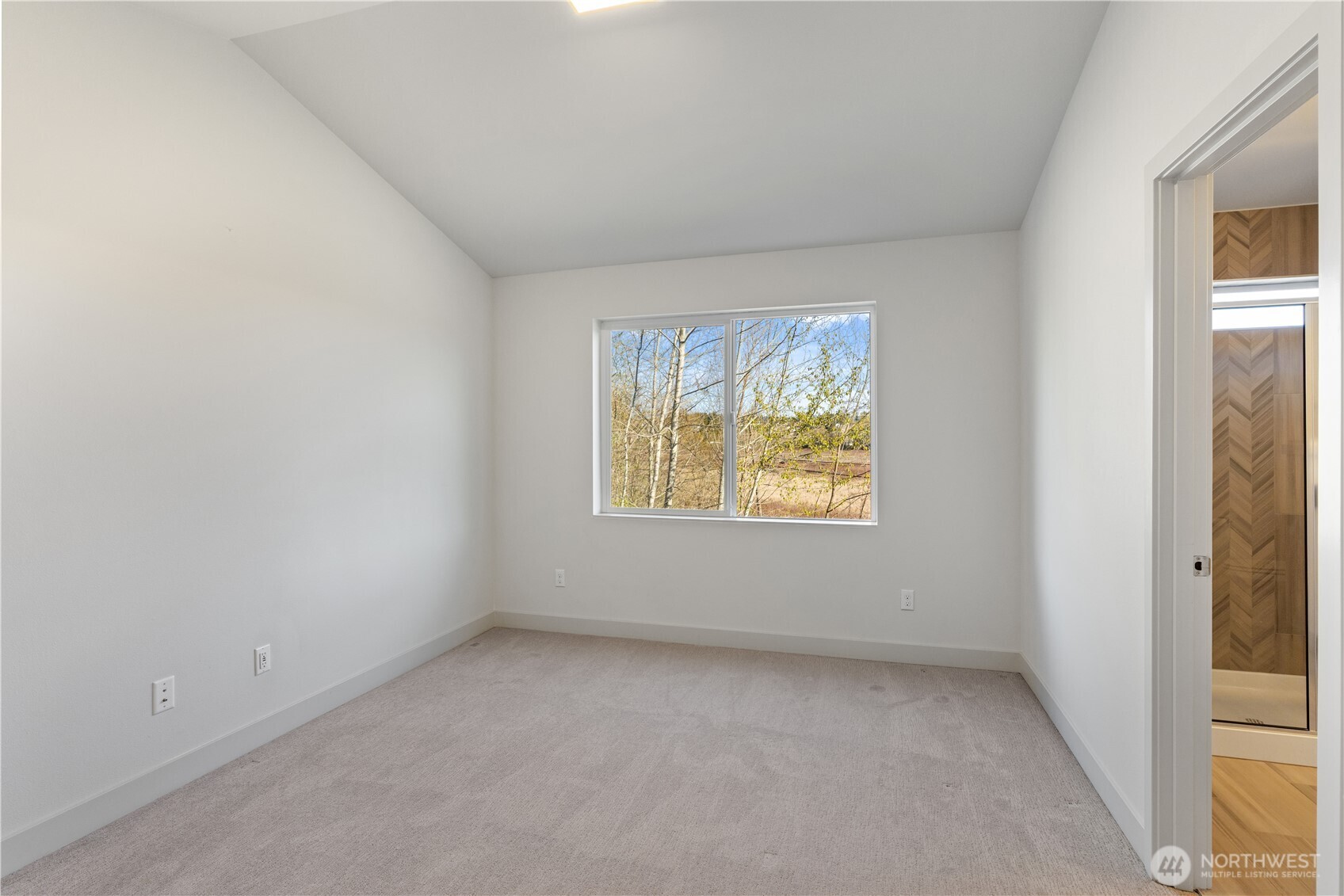 17905 35th Avenue SE #B4, Bothell, WA 98012