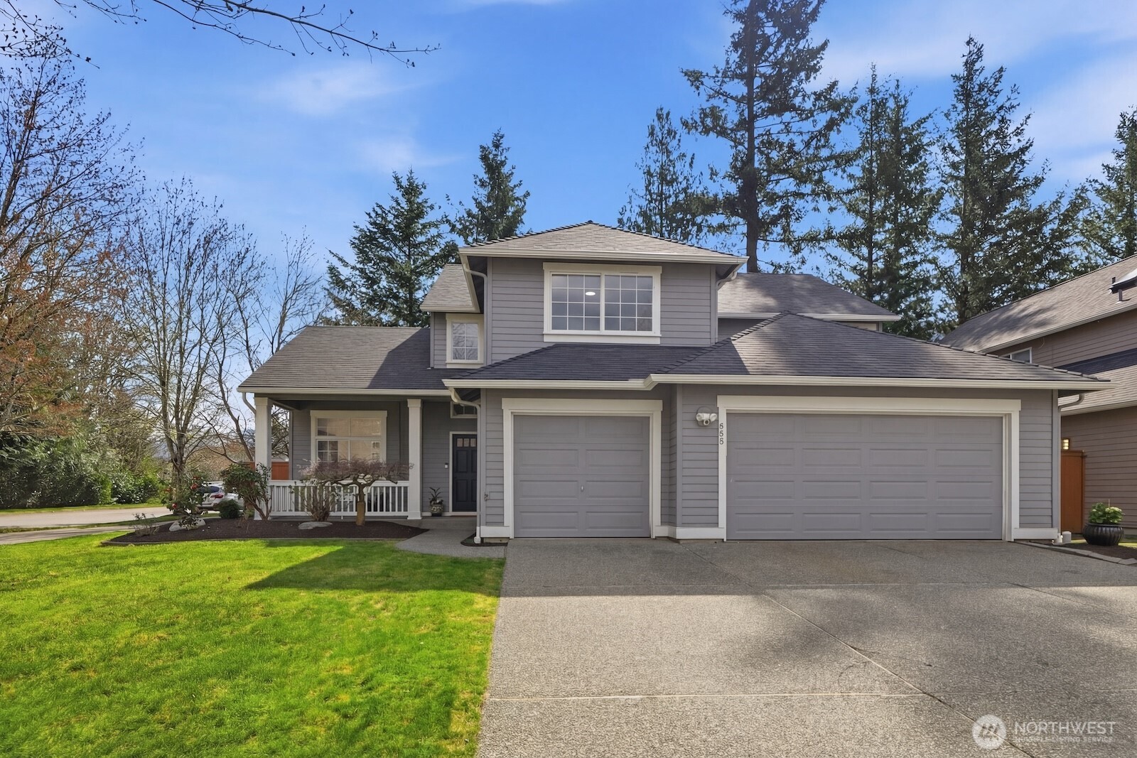 565 SE 9th Street , North Bend, WA 98045