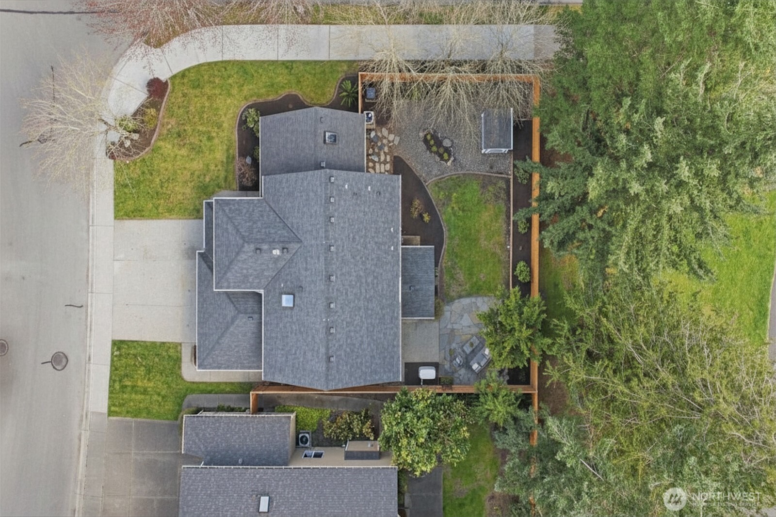 565 SE 9th Street , North Bend, WA 98045